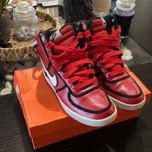 Nike Vandal High University Red